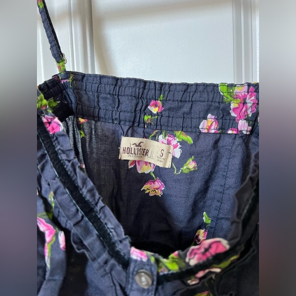 Brand new Hollister Peplum babydoll top / floral ruffle size small - Picture 4 of 8